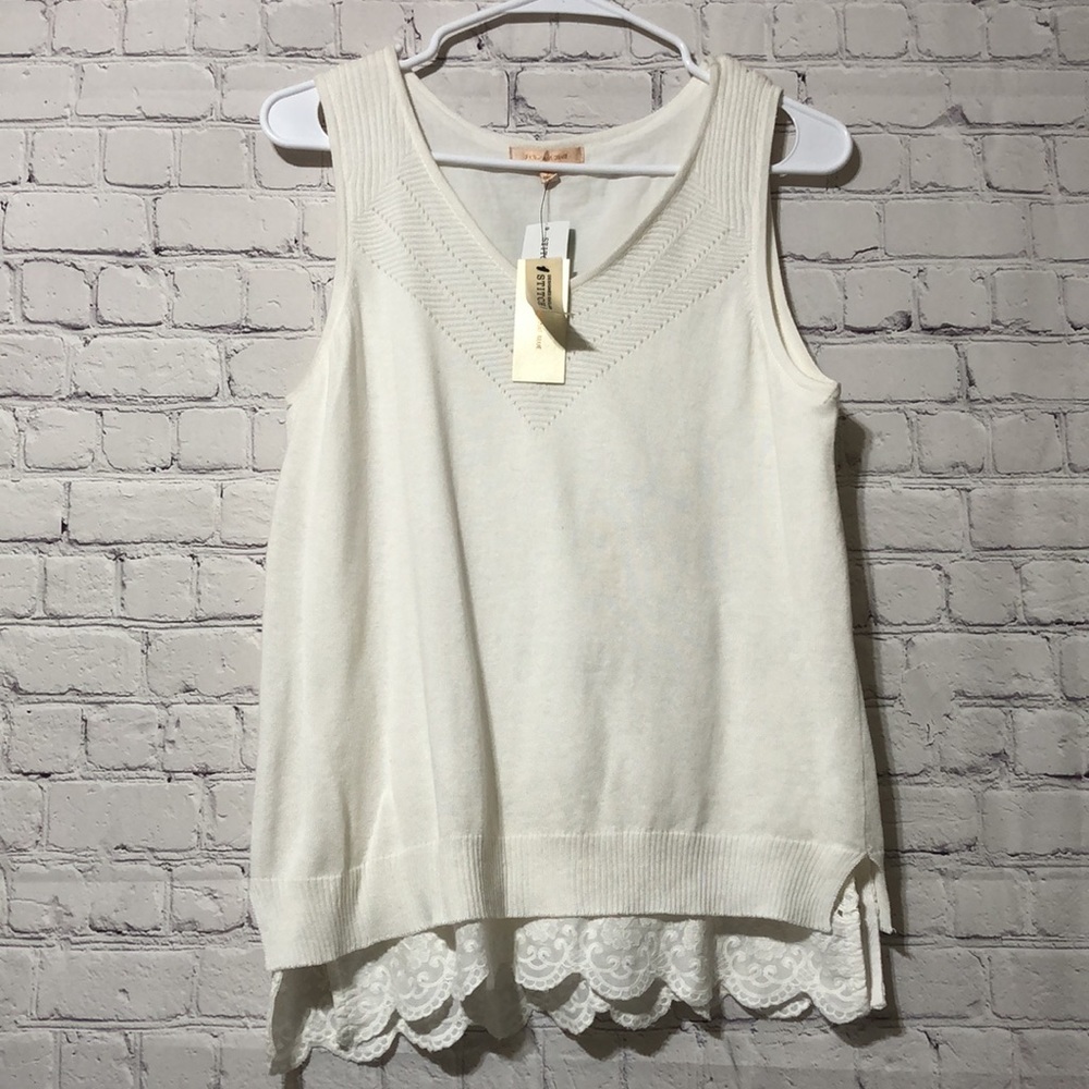 NWT skies are blue tank